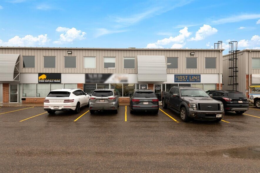 More Photos Of 380 Mackenzie Blvd, Fort McMurray Warehouse For Lease