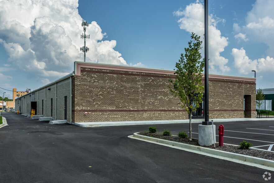 More Photos Of 4230 Elvis Presley Blvd, Memphis General Retail For Sale