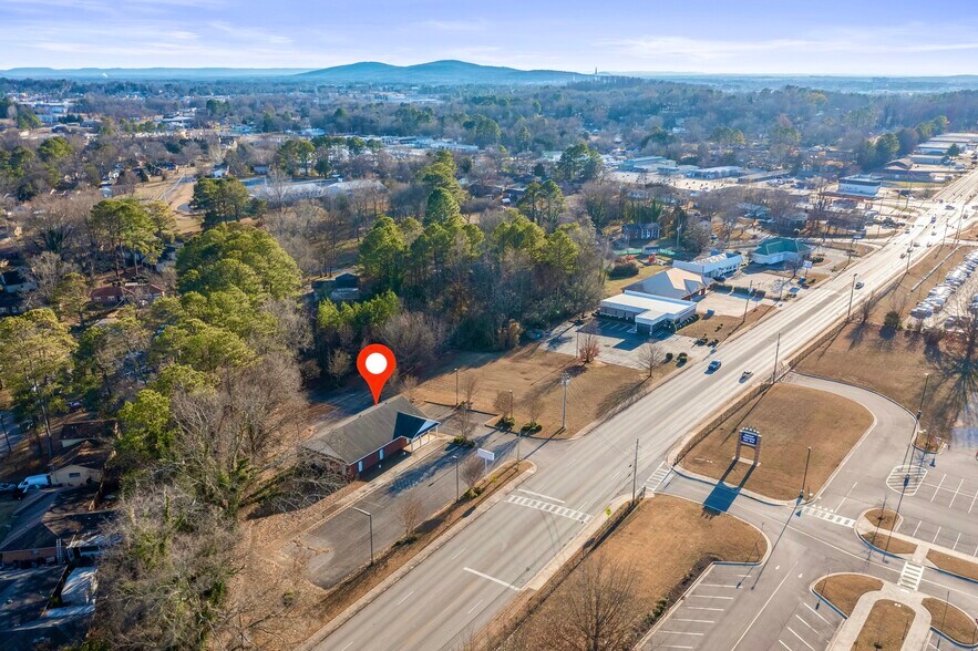 More Photos Of 4815 Sparkman Dr, Huntsville Medical For Sale