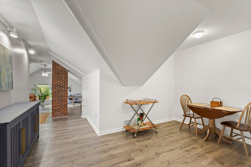 More Photos Of 56 Elm St, Camden Storefront For Sale