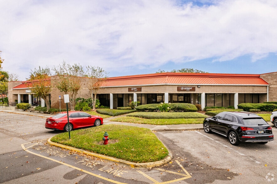 More Photos Of 528 Northlake Blvd, Altamonte Springs Unknown For Lease