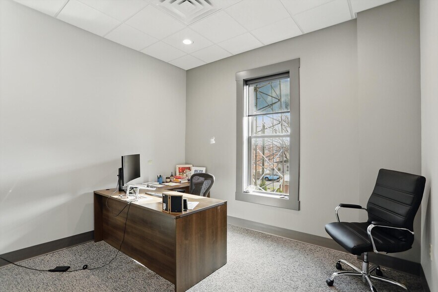 More Photos Of 164 E Jefferson St, Franklin Office For Sale