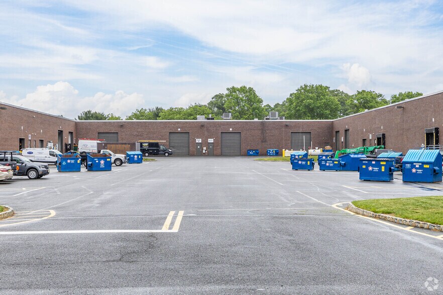 More Photos Of 1095 Cranbury South River Rd, South Brunswick Flex For Lease