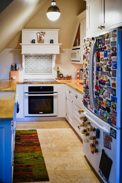 More Photos Of 916 SW King Ave, Portland Office Residential For Sale