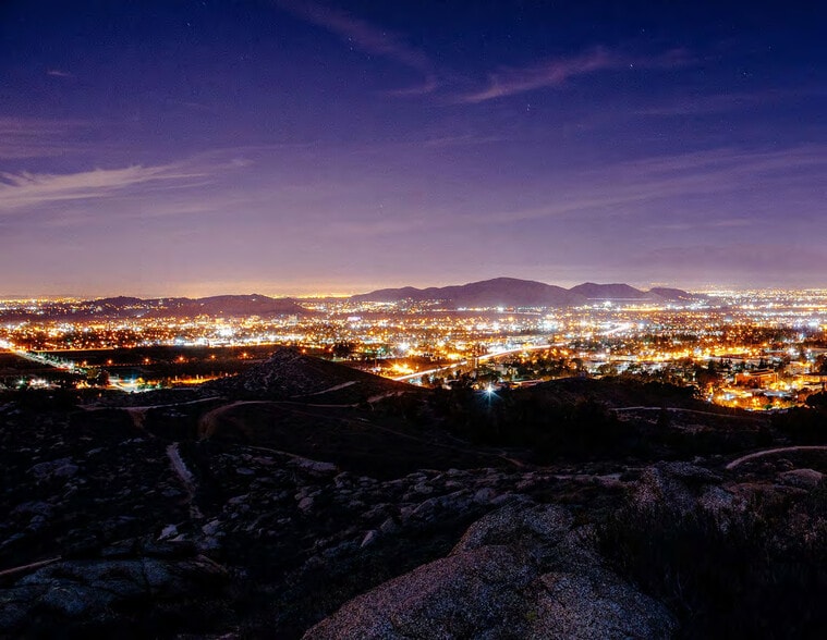More Photos Of SEC S Cawston Ave & W Thornton Ave, Hemet Land For Sale