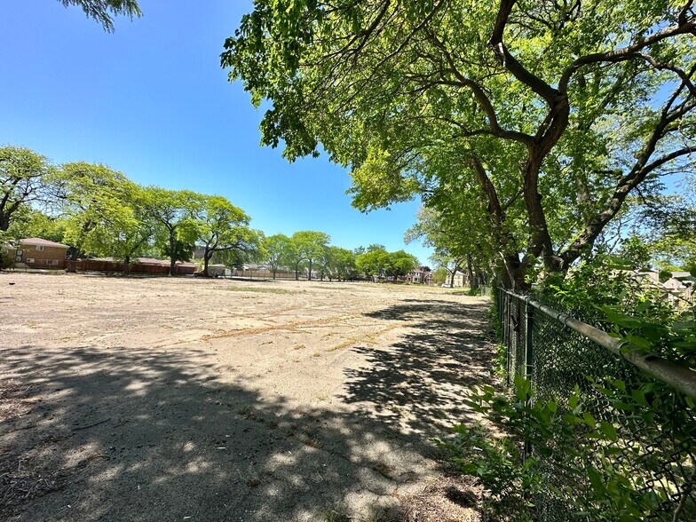 Primary Photo Of 8430b South Calumet Avenue, Chicago Land For Sale