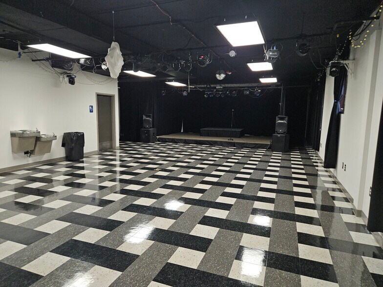 More Photos Of 2365 Pleasantdale Rd, Doraville Office For Sale