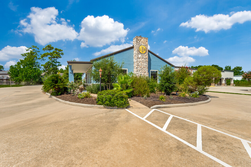 Primary Photo Of 17297 Stuebner Airline Rd, Spring Restaurant For Sale