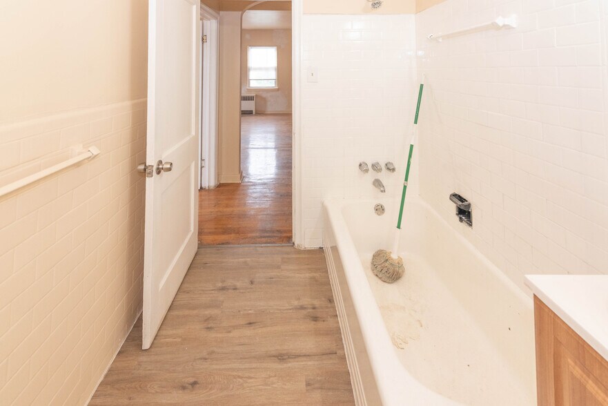 More Photos Of 4901 York Rd, Baltimore Apartments For Sale