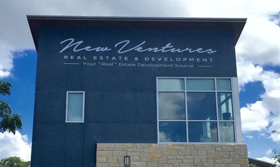 More Photos Of 14603 Huebner Rd, San Antonio Office For Lease
