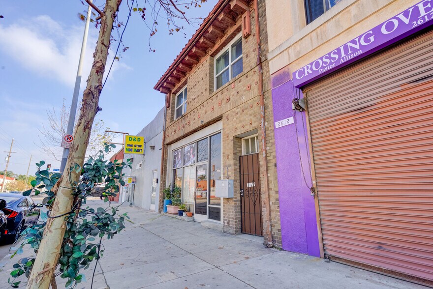 More Photos Of 2608 54th, Los Angeles Apartments For Sale