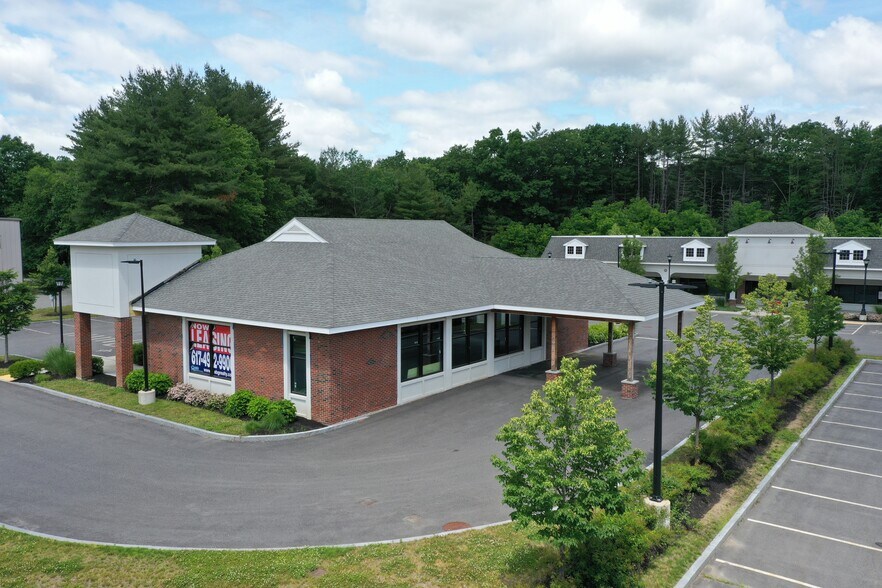More Photos Of 345-355 Littleton Rd, Westford Storefront For Lease