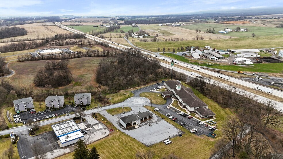 More Photos Of 1424 Doron Dr, Chambersburg Carwash For Sale