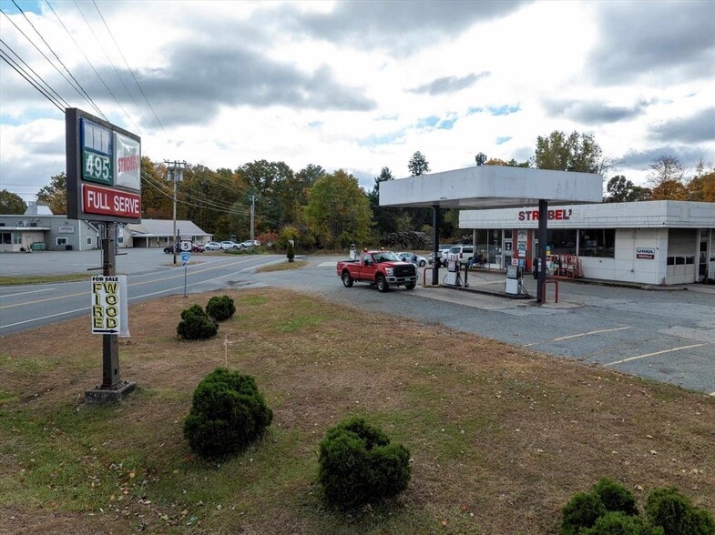 More Photos Of 5122 US-5, Weathersfield Service Station For Sale