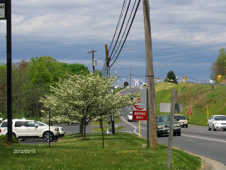 More Photos Of 2557 E Market St, Harrisonburg Land For Sale