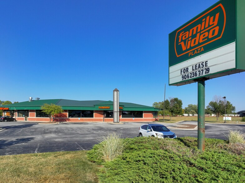 More Photos Of 3105 S 9th St, Lafayette Freestanding For Lease