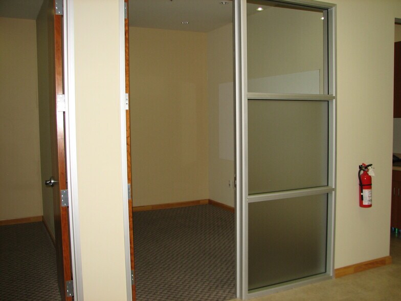 More Photos Of 9650 Research Dr, Irvine Office For Lease