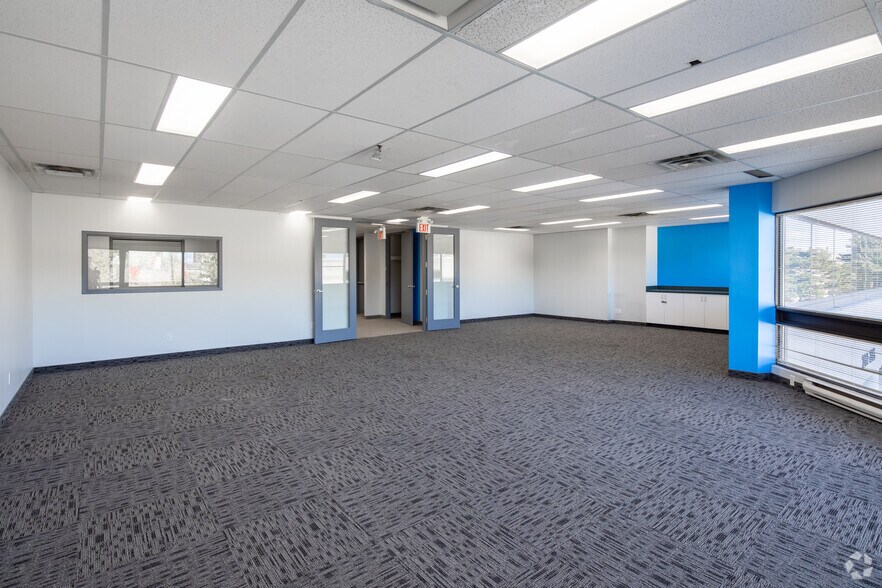 More Photos Of 87 Skyway Ave, Toronto Unknown For Lease