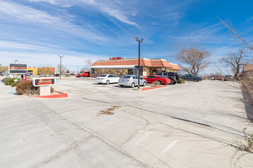 More Photos Of 9599 Sheep Creek Rd, Phelan Fast Food For Sale