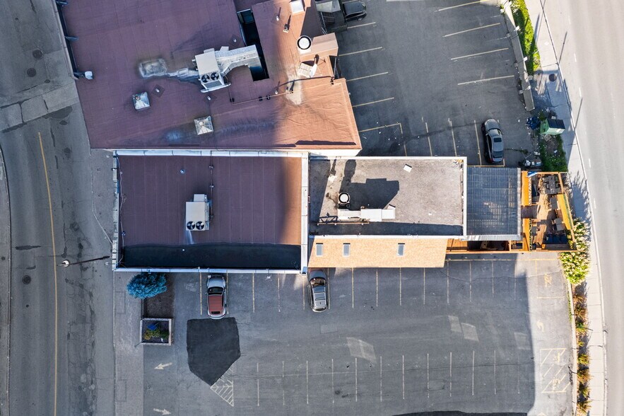 More Photos Of 70 Prom Du Portage, Gatineau Restaurant For Lease