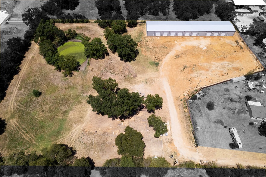 More Photos Of 12308 Rendon Rd, Burleson Industrial For Sale