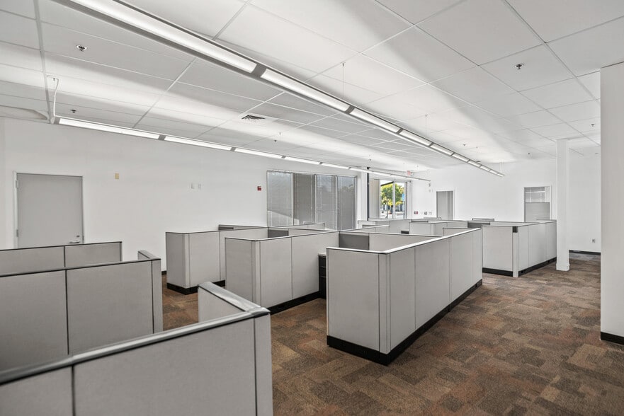 More Photos Of 880 Stanton Rd, Burlingame Warehouse For Lease