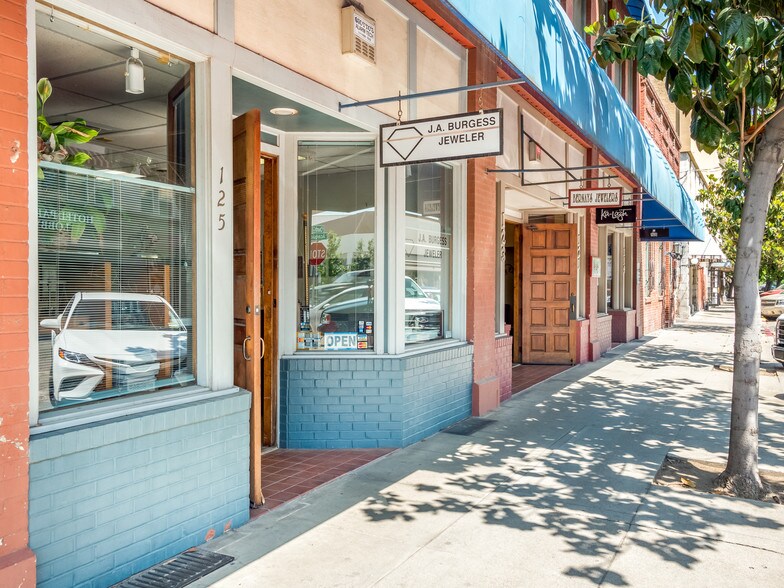 More Photos Of 119 S Church St, Visalia Office For Lease