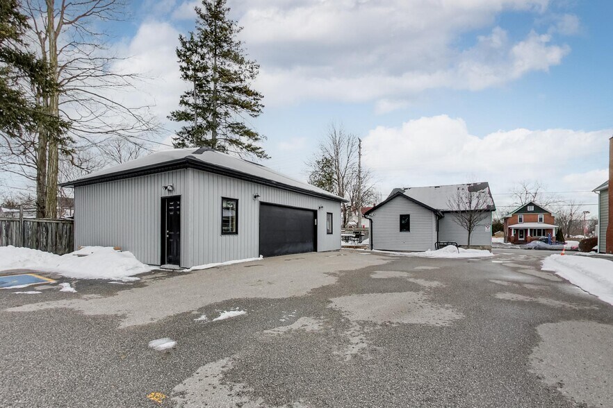 More Photos Of 578 Kingston Rd W, Ajax Office For Sale