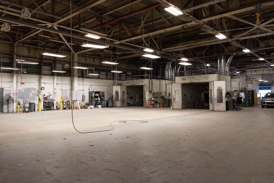 More Photos Of 20001 Euclid Ave, Euclid Warehouse For Lease