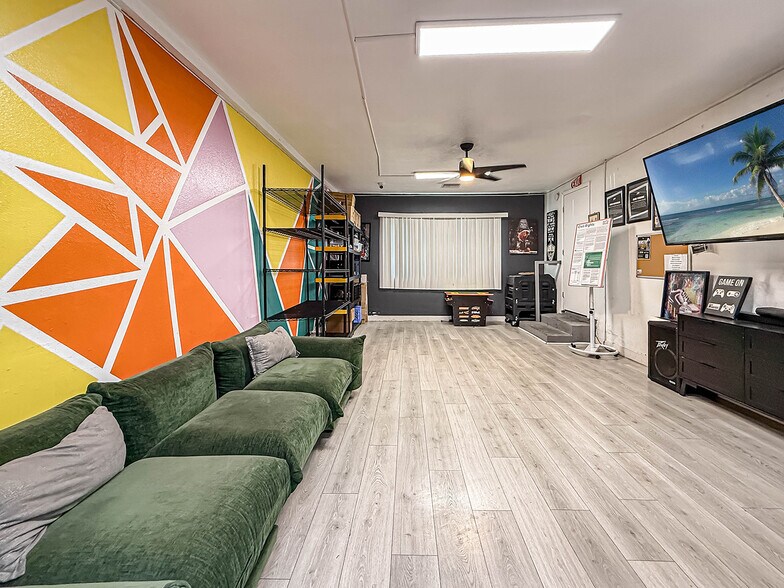 More Photos Of 1492 Sinaloa Rd, Simi Valley Religious Facility For Sale