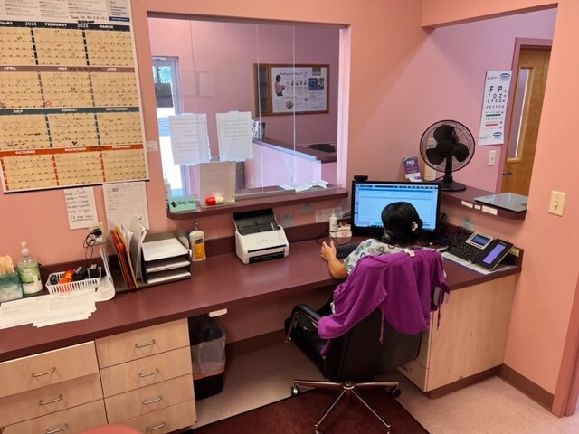 More Photos Of 1028 S 78th St, Tampa Medical For Sale