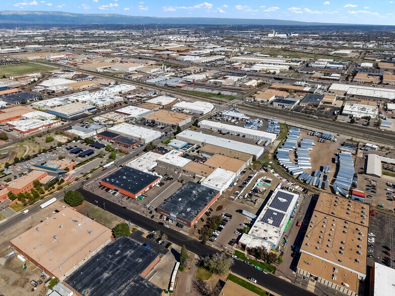 More Photos Of 5775 E 39th Ave, Denver Manufacturing For Sale