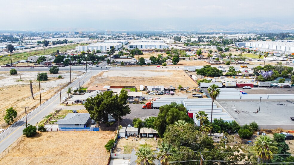 More Photos Of 1245 S Washington Ave, San Bernardino Truck Terminal For Sale