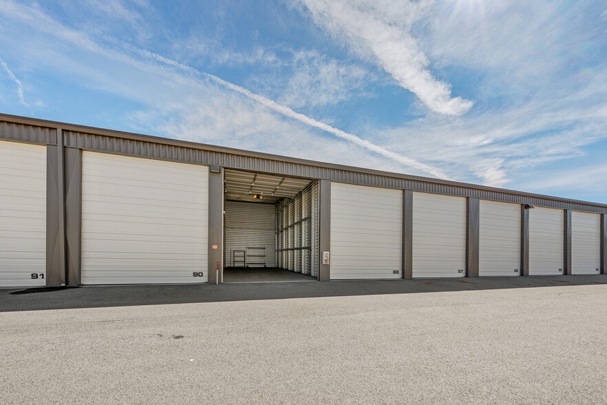 More Photos Of 11440 Digital Ct, Sparks Self Storage For Sale