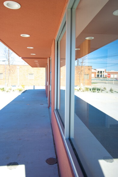 More Photos Of 2714 Bomar Ave, Dallas Restaurant For Lease