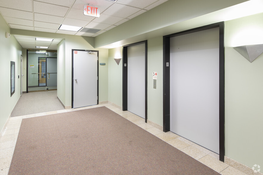 More Photos Of 10700 Montgomery Rd, Montgomery Medical For Lease