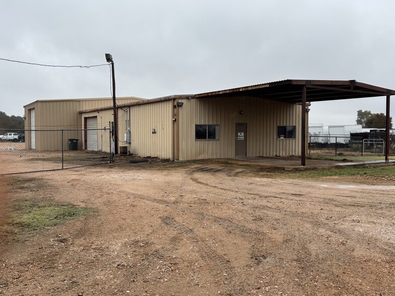 Primary Photo Of 4447 W State Highway 71, La Grange Industrial For Lease