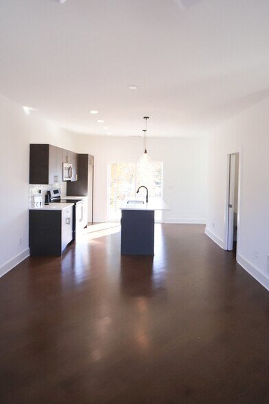 More Photos Of 2488 Perry Blvd NW, Atlanta Apartments For Sale