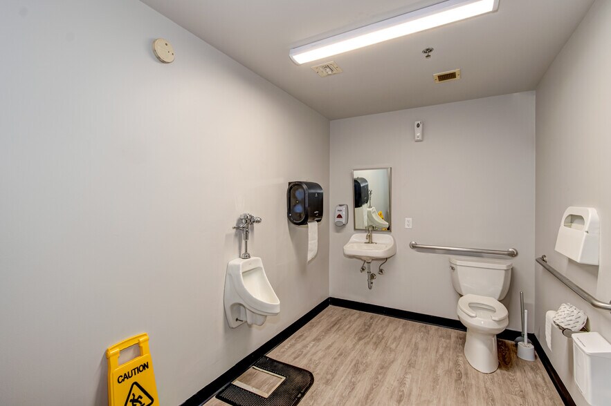 More Photos Of 1043 Global Ave, Graniteville Distribution For Lease