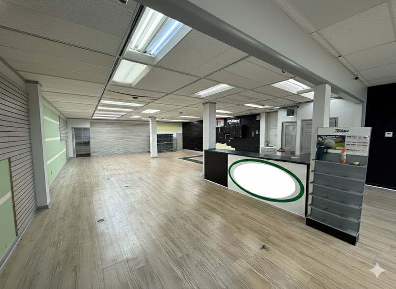 More Photos Of 2571 Montgomery Hwy, Dothan Freestanding For Lease