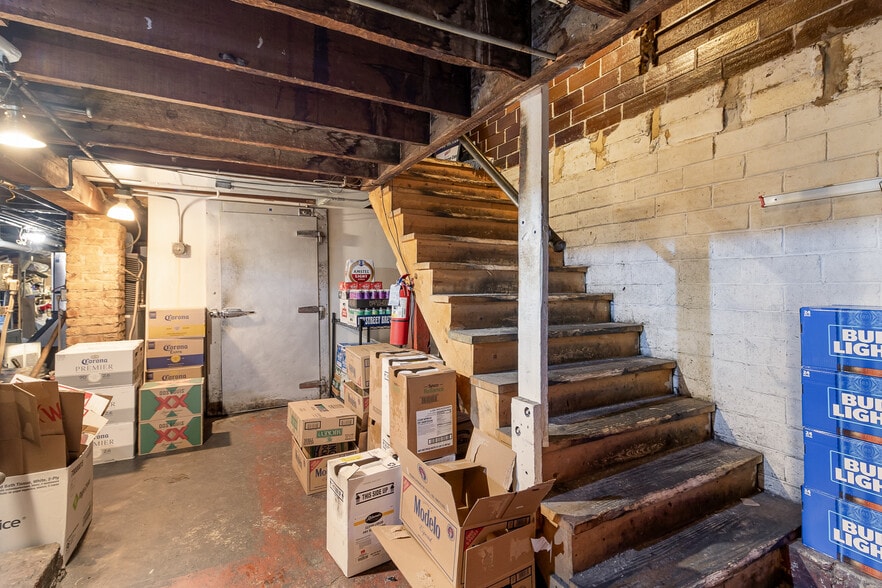 More Photos Of 118 W Clark St, Crown Point Office Residential For Sale