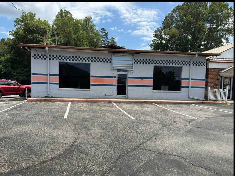 Primary Photo Of 2808 Virginia Ave, Collinsville Auto Repair For Sale