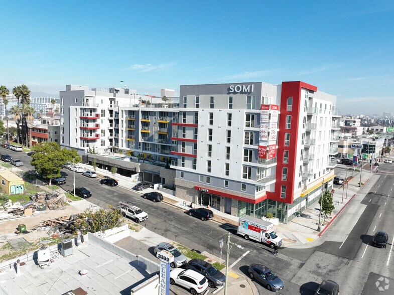More Photos Of 988 S Manhattan Pl, Los Angeles Apartments For Lease