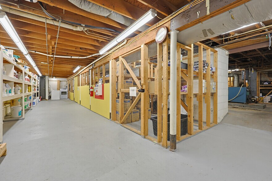 More Photos Of 24-26 Montauk Ave, New London Storefront Retail Residential For Sale