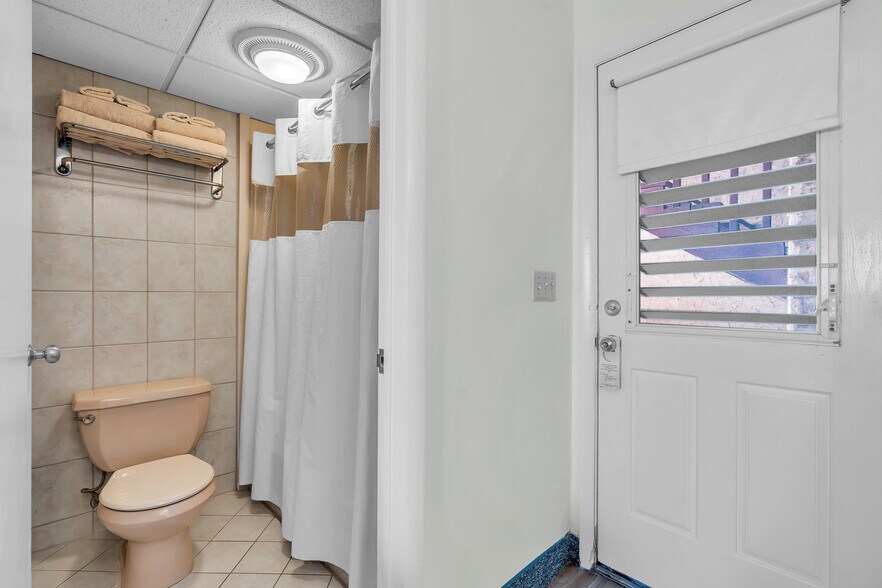 More Photos Of 1008 Ocean Ave, Point Pleasant Beach Hotel For Sale