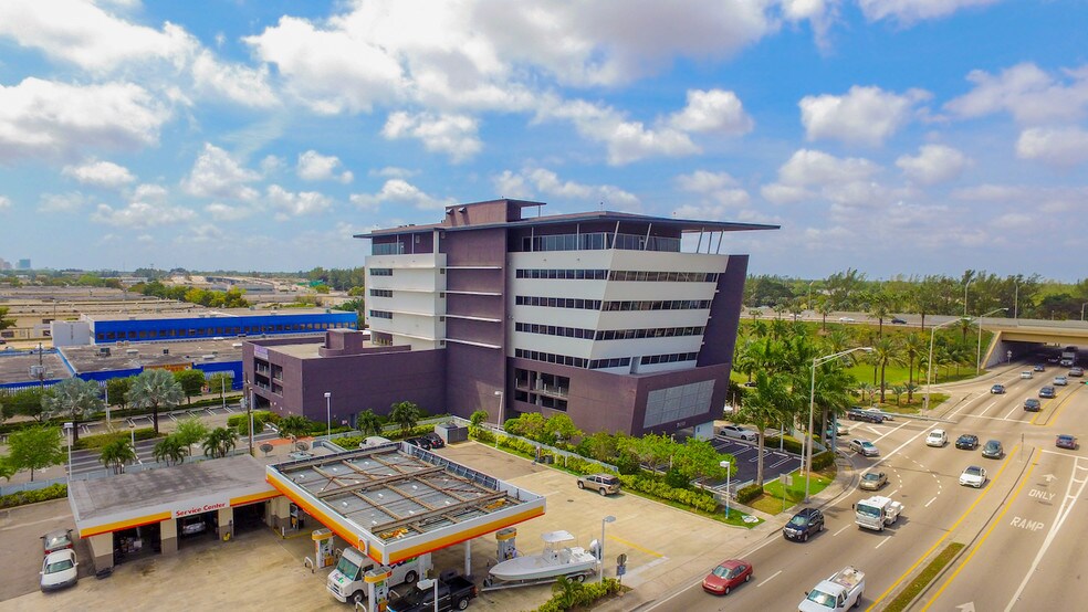 More Photos Of 7480 Bird Rd, Miami Office Residential For Lease