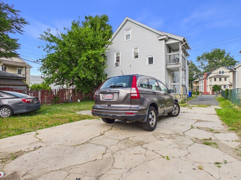 More Photos Of , Springfield Multifamily For Sale