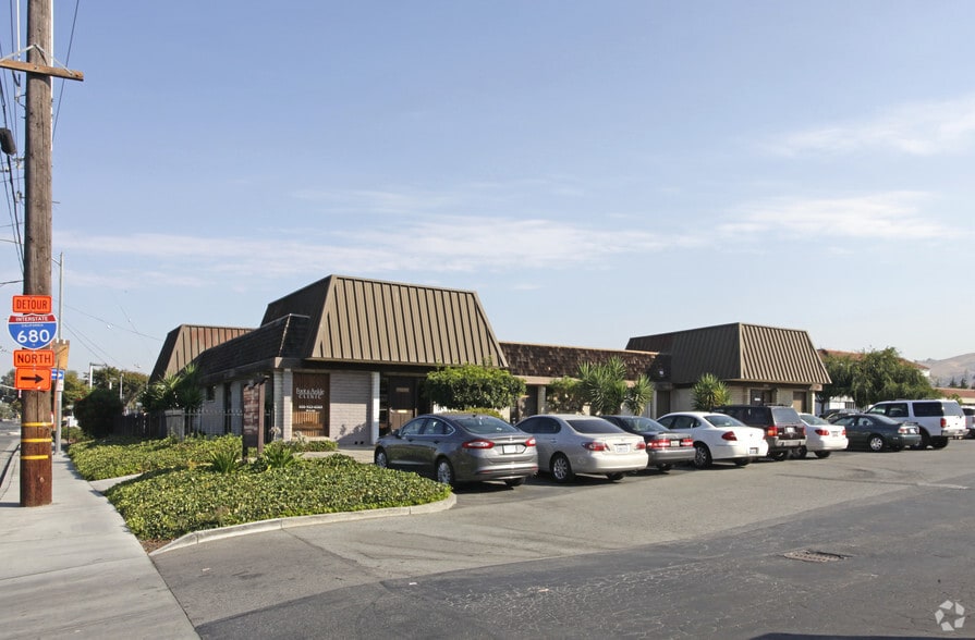 Primary Photo Of 280 N Jackson Ave, San Jose Medical For Lease