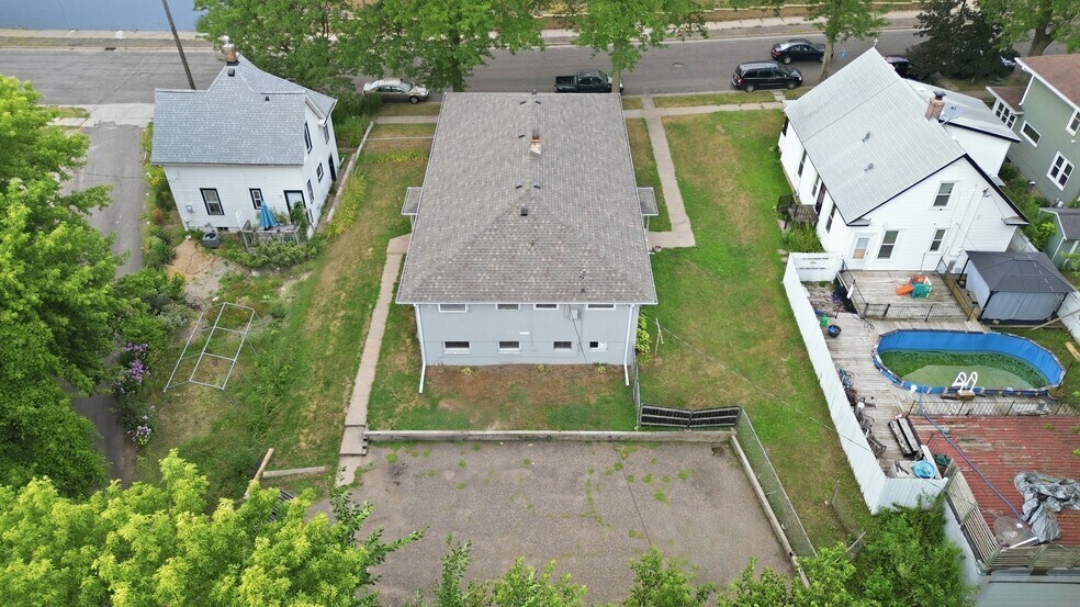 More Photos Of 826 5th St E, Saint Paul Apartments For Sale