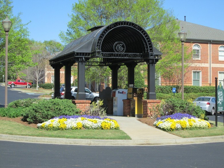 More Photos Of 4080 McGinnis Ferry Rd, Alpharetta Office For Lease